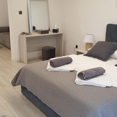Romantic Apartment Rohreggerova プーラ エクステリア 写真