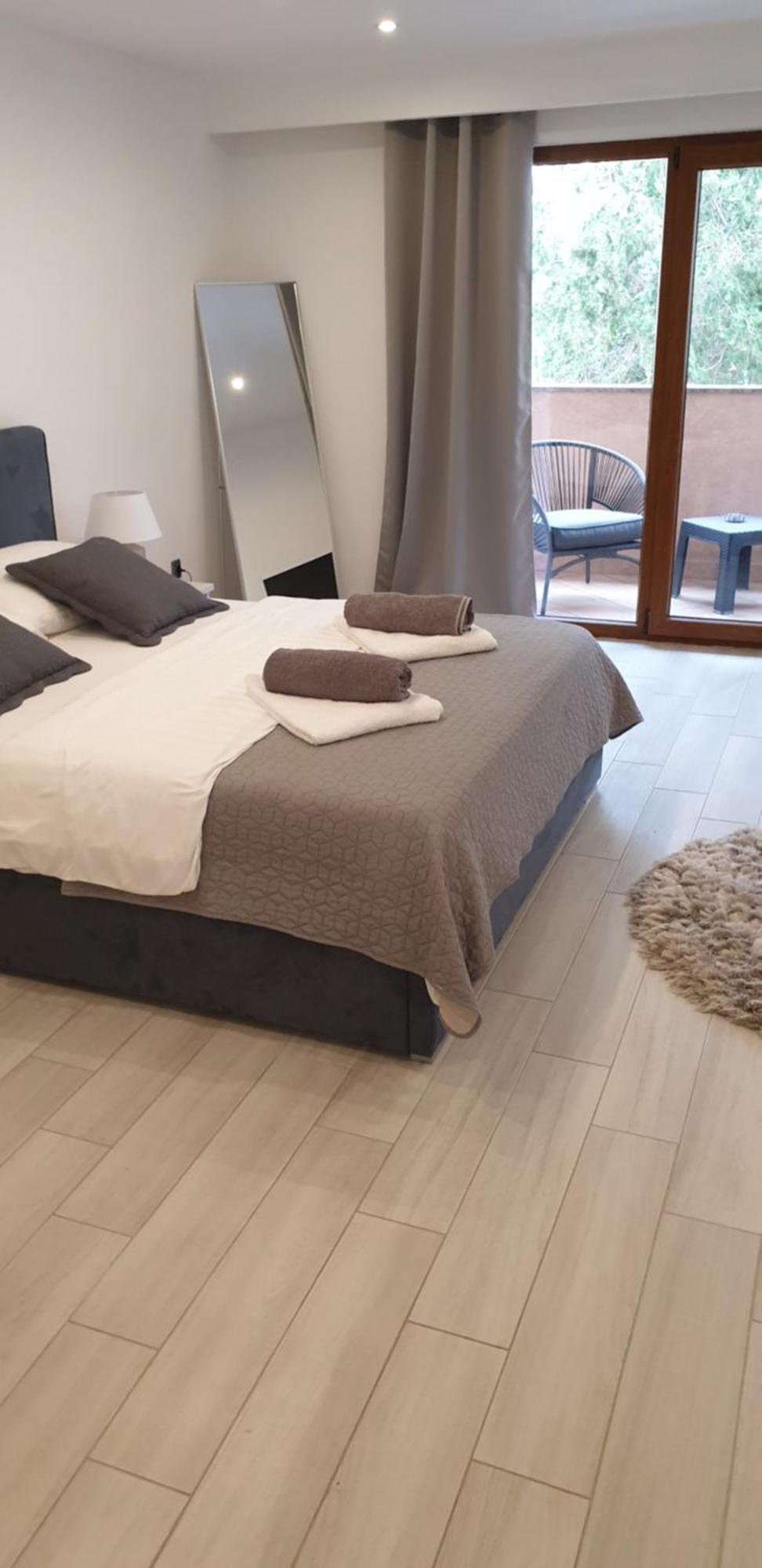 Romantic Apartment Rohreggerova プーラ エクステリア 写真