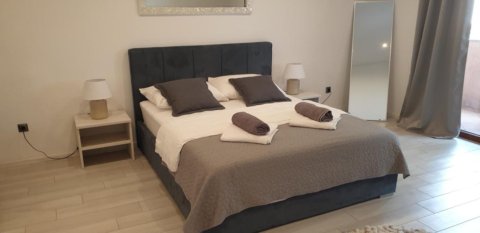 Romantic Apartment Rohreggerova プーラ エクステリア 写真